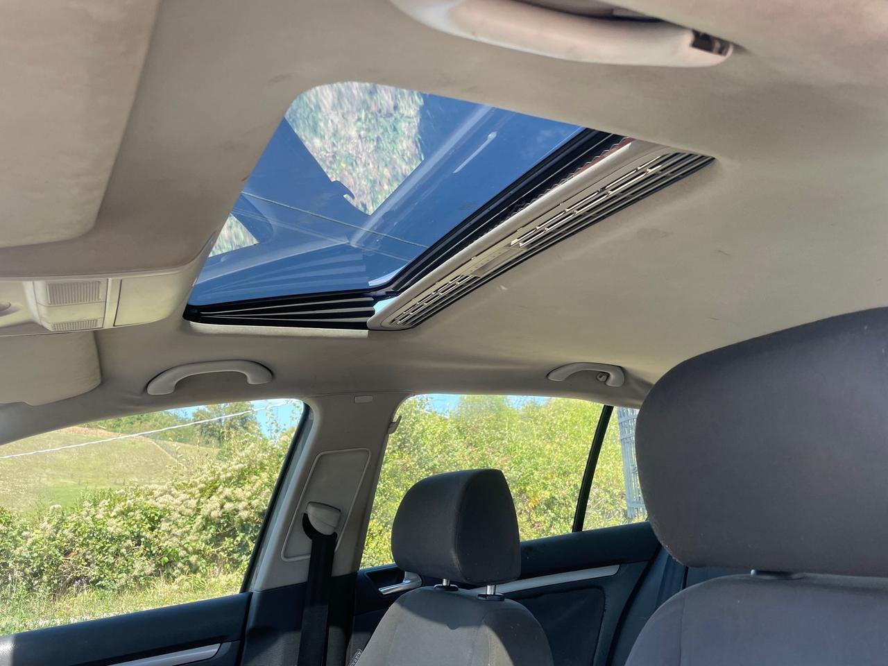 Volkswagen Golf 2.0 16V TDI XCOMMERCIANTI