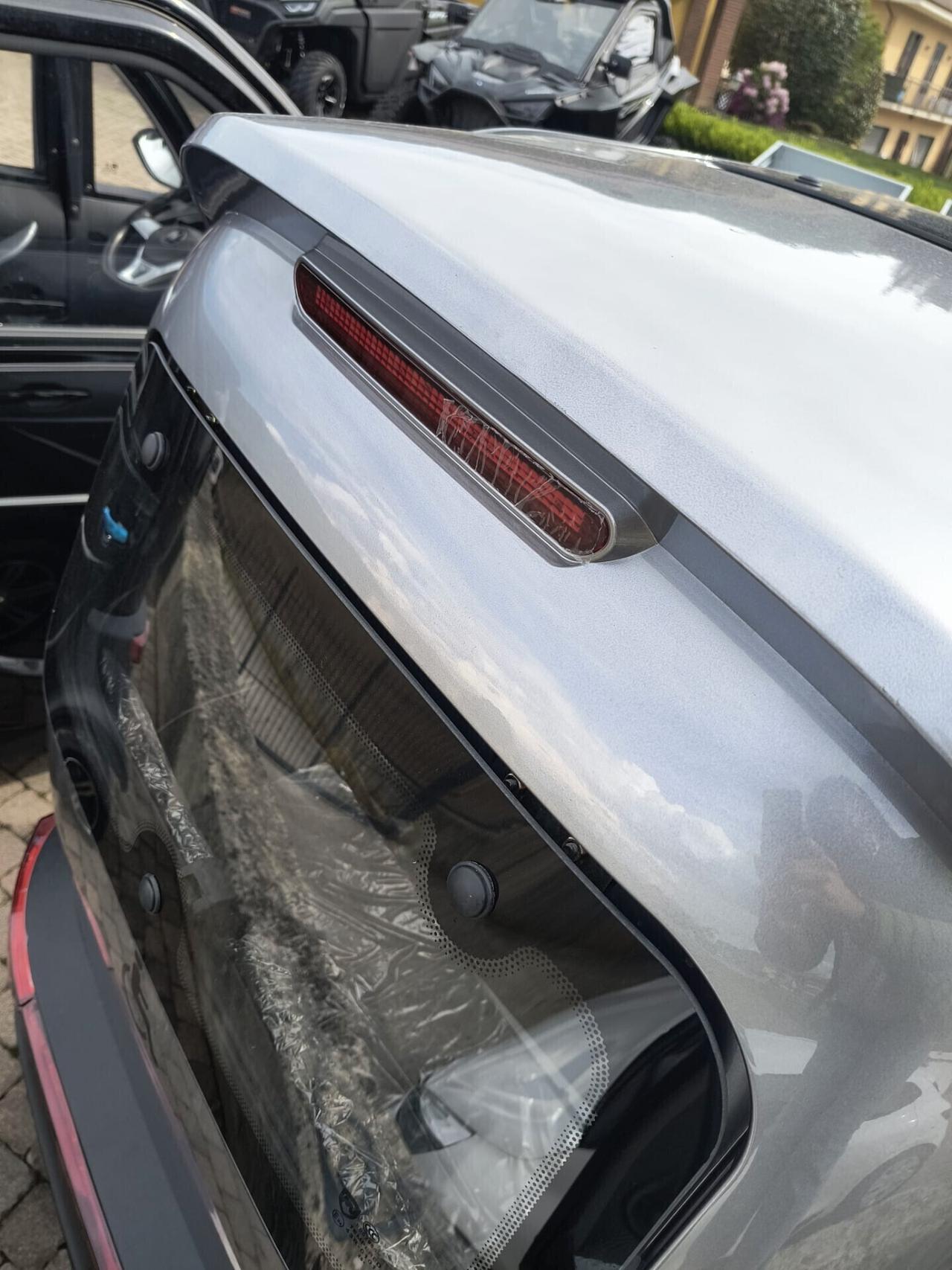 MINI AUTO DISABILI SCOOTER CABINATO ANZIANI
