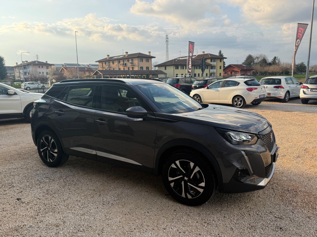 Peugeot 2008 PureTech 130 S&S Allure Pack