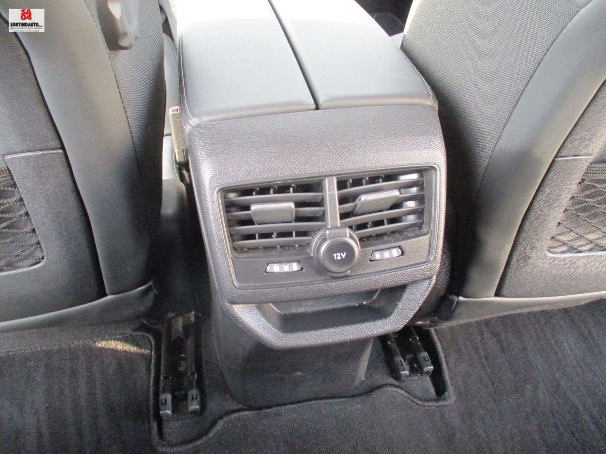 PEUGEOT 3008 BlueHDi 130 S&S Allure 2020