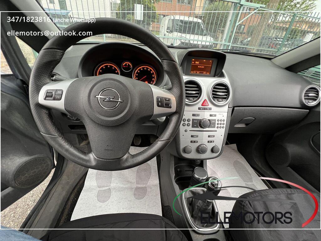 Opel Corsa 3 Porte 1.4 Sport