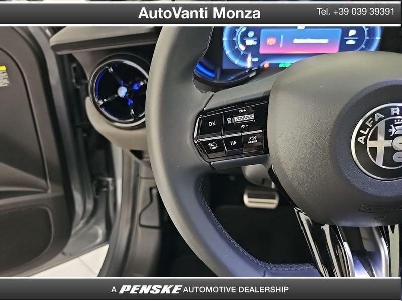 Alfa Romeo Junior Junior 1.2 ibrida Q4 Ti 145cv edct6
