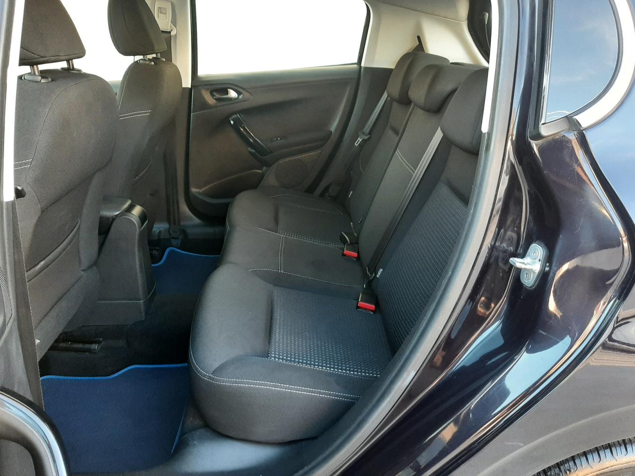 Peugeot 208 1.6 BlueHDi 75cv 5p Allure