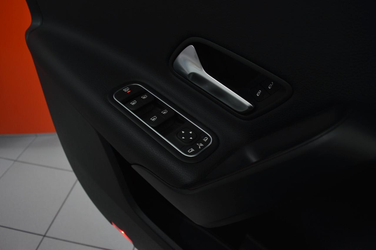 Mercedes-benz A 180 d 116 (1950cc) Auto Sport -