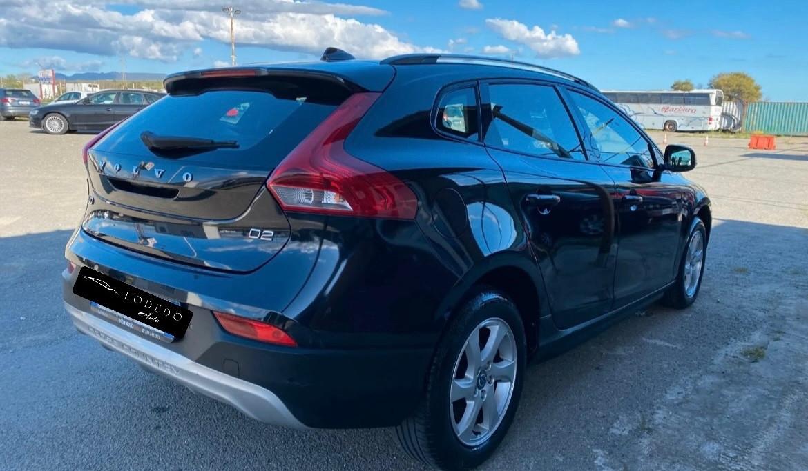 Volvo V40 Cross Country D2 1.6 Diesel Summum 2014