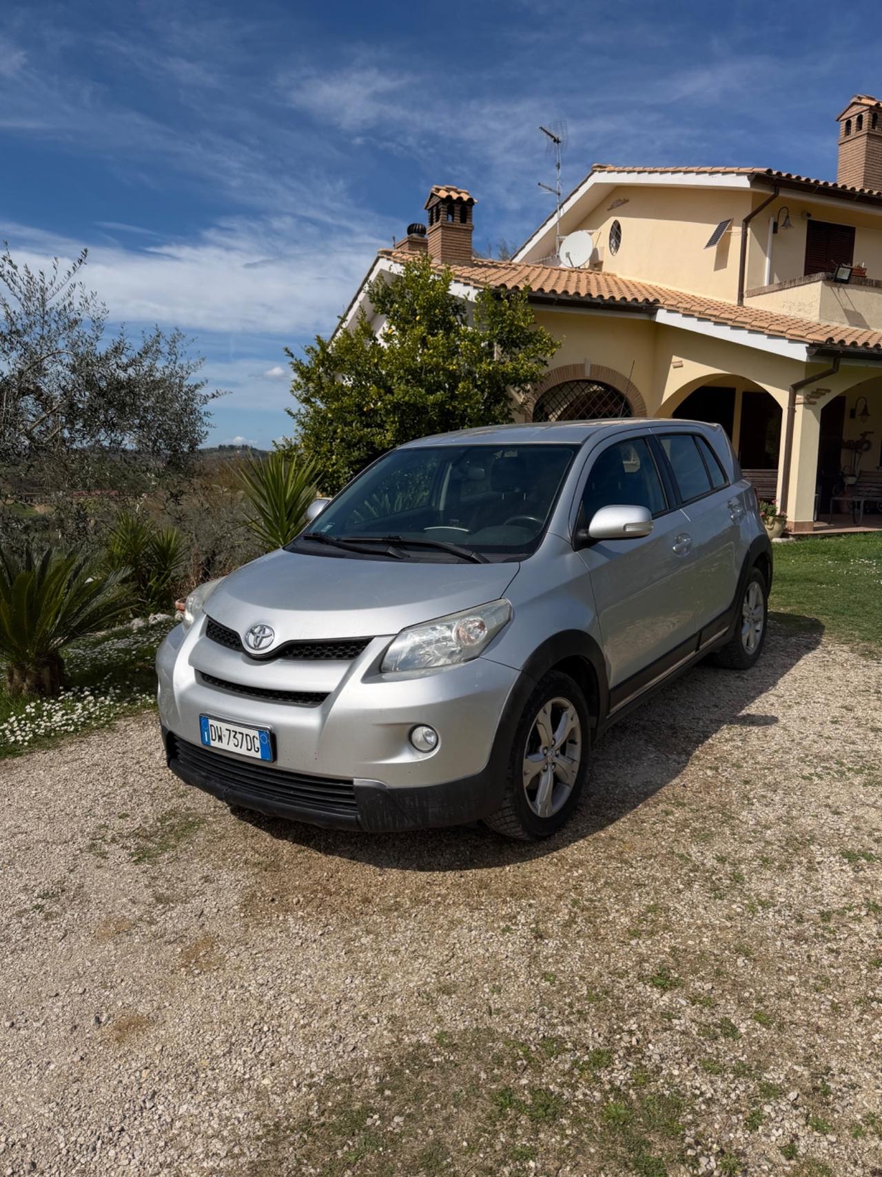 Toyota Urban Cruiser 1.4 D-4D AWD Luxury