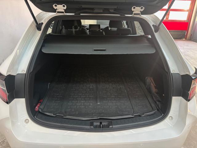 TOYOTA Corolla Touring Sports 1.8 Hybrid Business