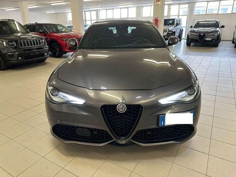 Alfa Romeo Giulia 2.2 Turbodiesel 210 CV AT8 AWD Q4 Veloce