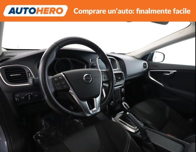 VOLVO V40 D2 Geartronic Momentum
