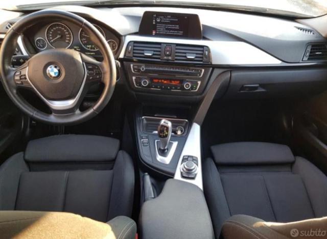 BMW 318 d Touring Sport automatico