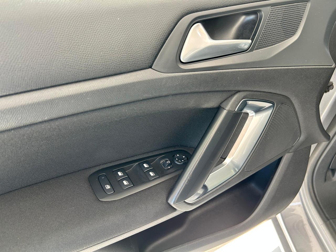 Peugeot 308 BlueHDi 120 S&S SW Business