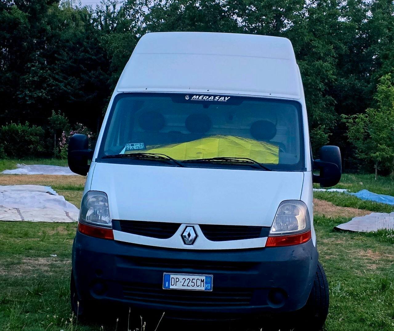Renault Master 2.5 dCi TETTO ALTO anche Neopatentati