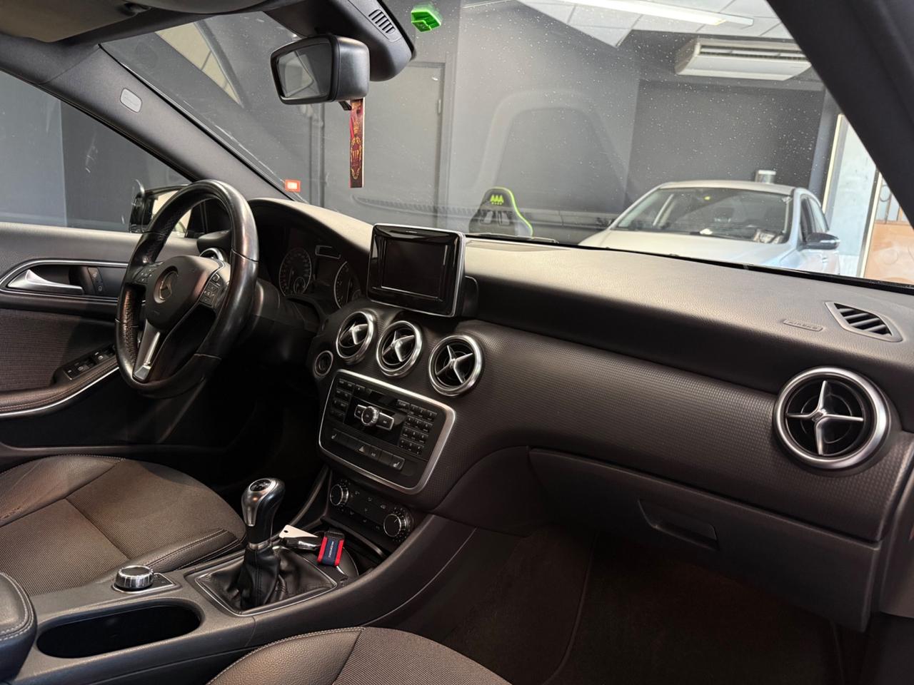 Mercedes-benz A 180 CDI Dark Night Edition
