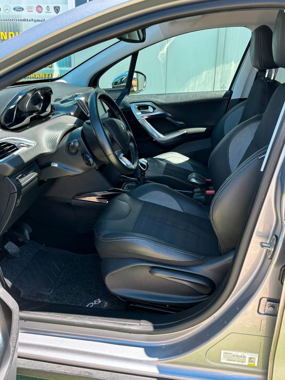 Peugeot 2008 1.5 DIESEL Black Matt