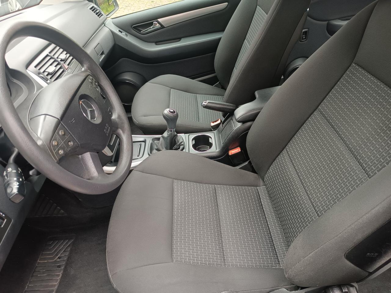 Mercedes-benz B 180 BlueEFFICIENCY Executive