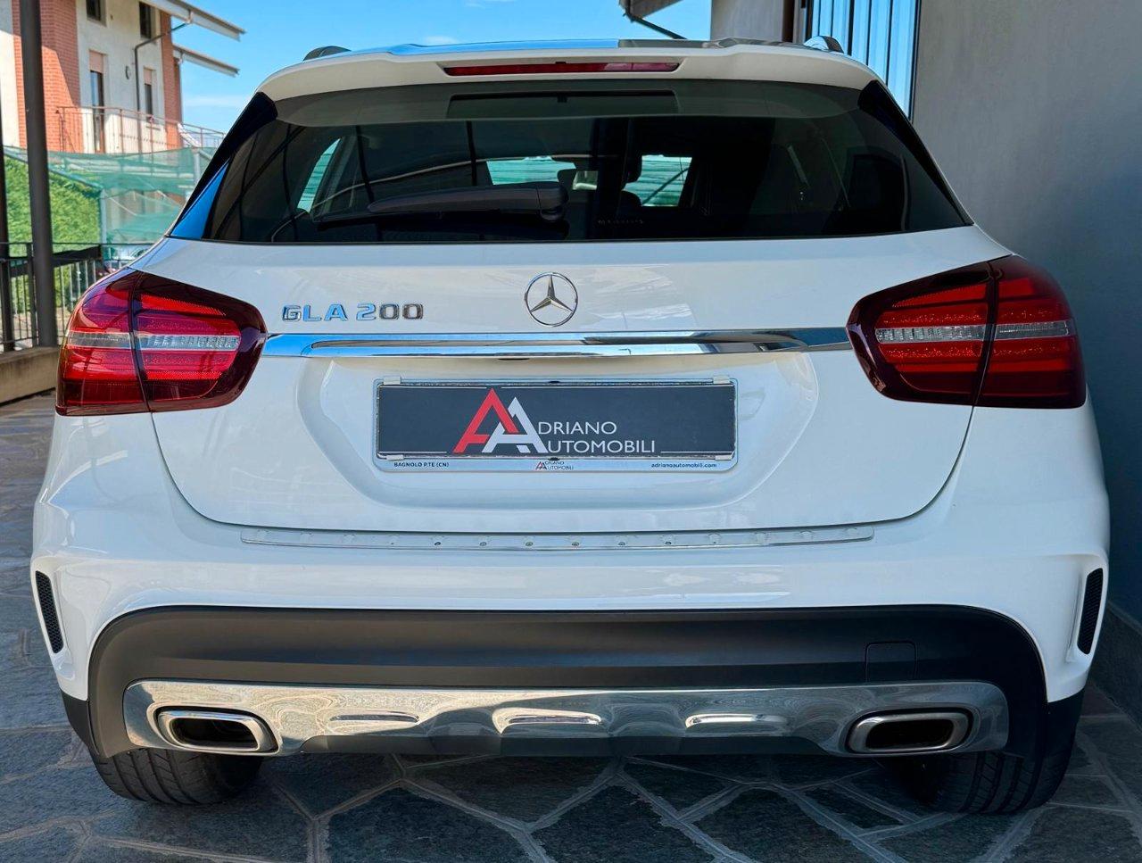 Mercedes GLA 200 Premium