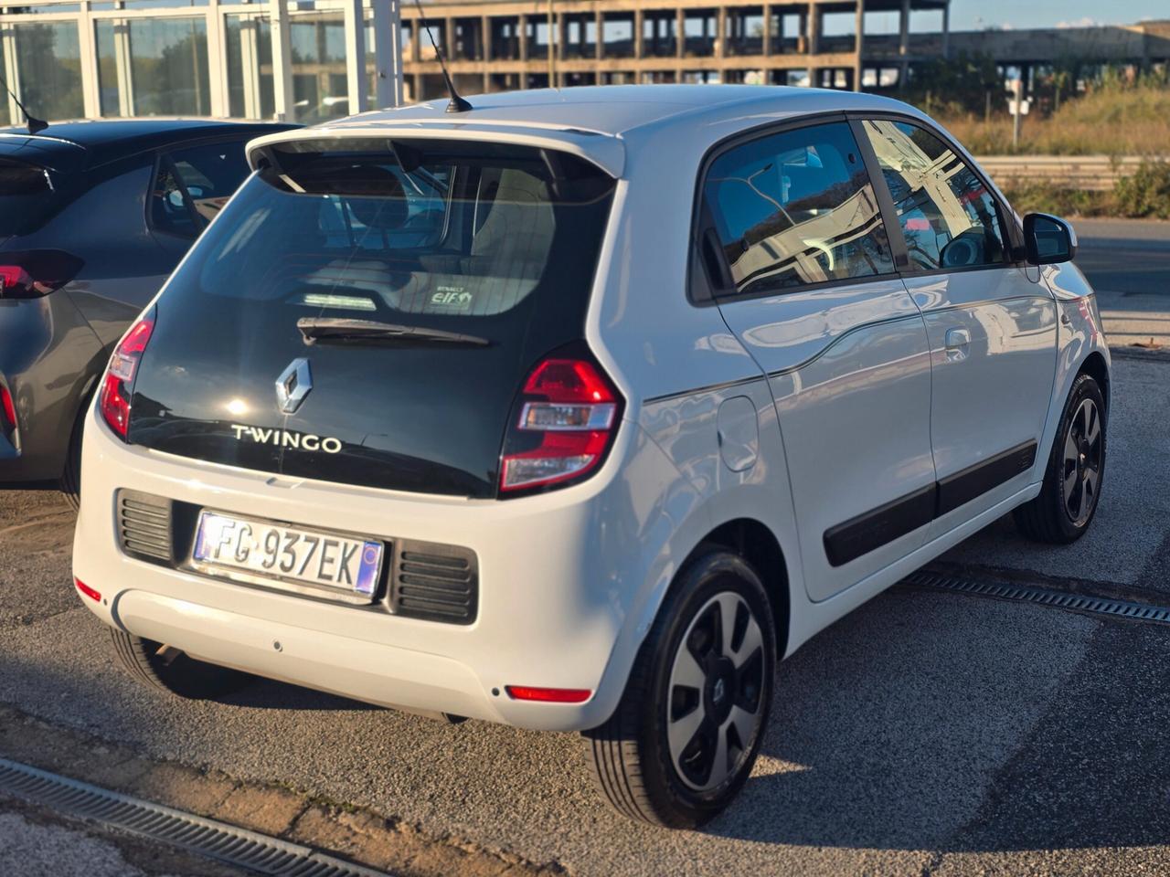 Renault Twingo SCe EDC Lovely