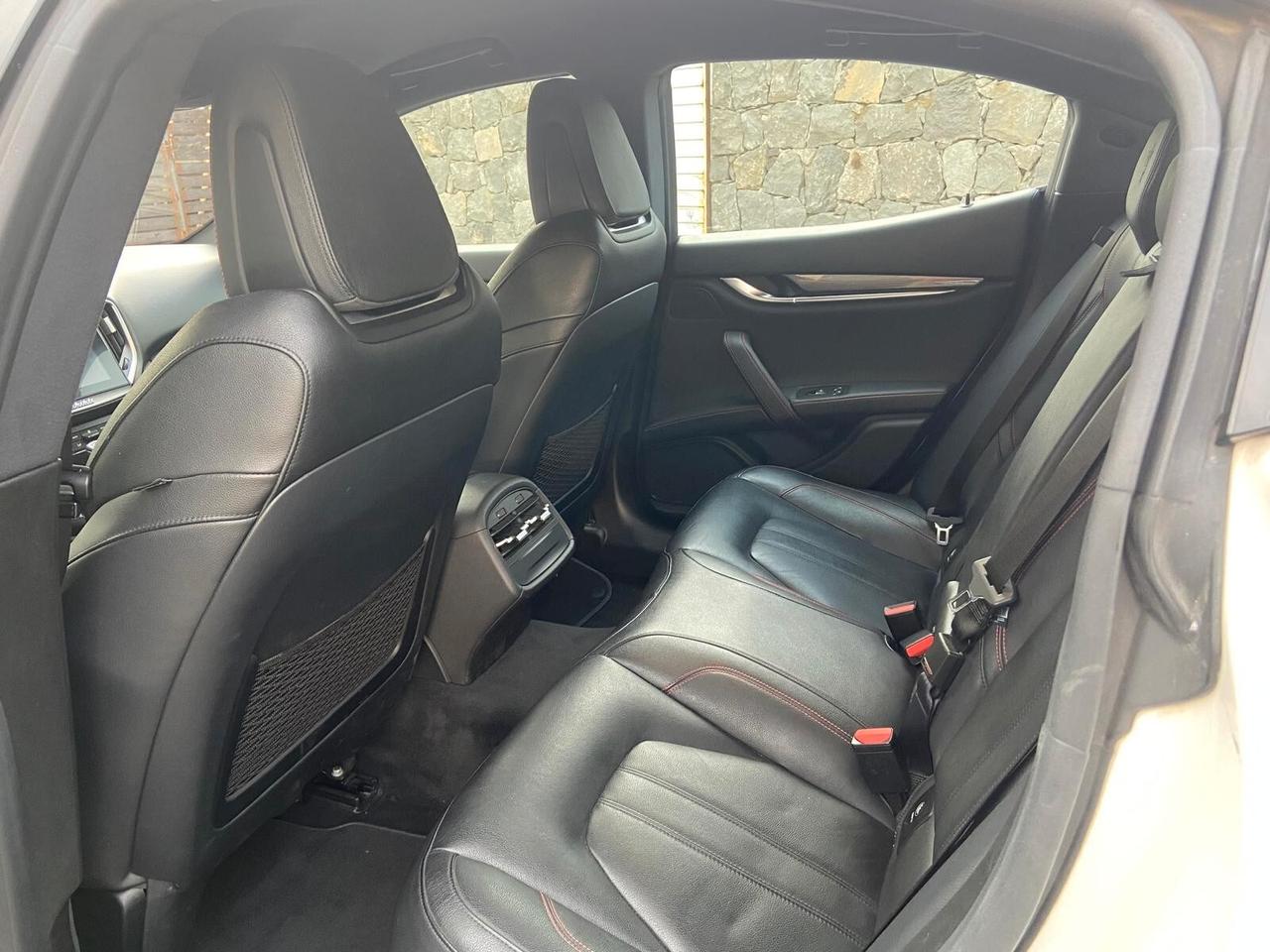 Maserati Ghibli V6 Diesel Gransport