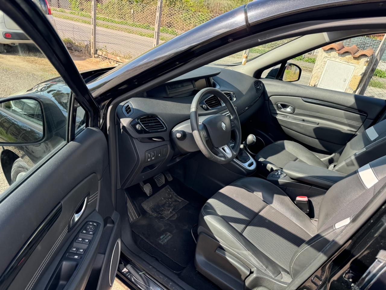 Renault Scenic X-Mod 1.5 dCi 110CV Luxe NEOPATENTATI