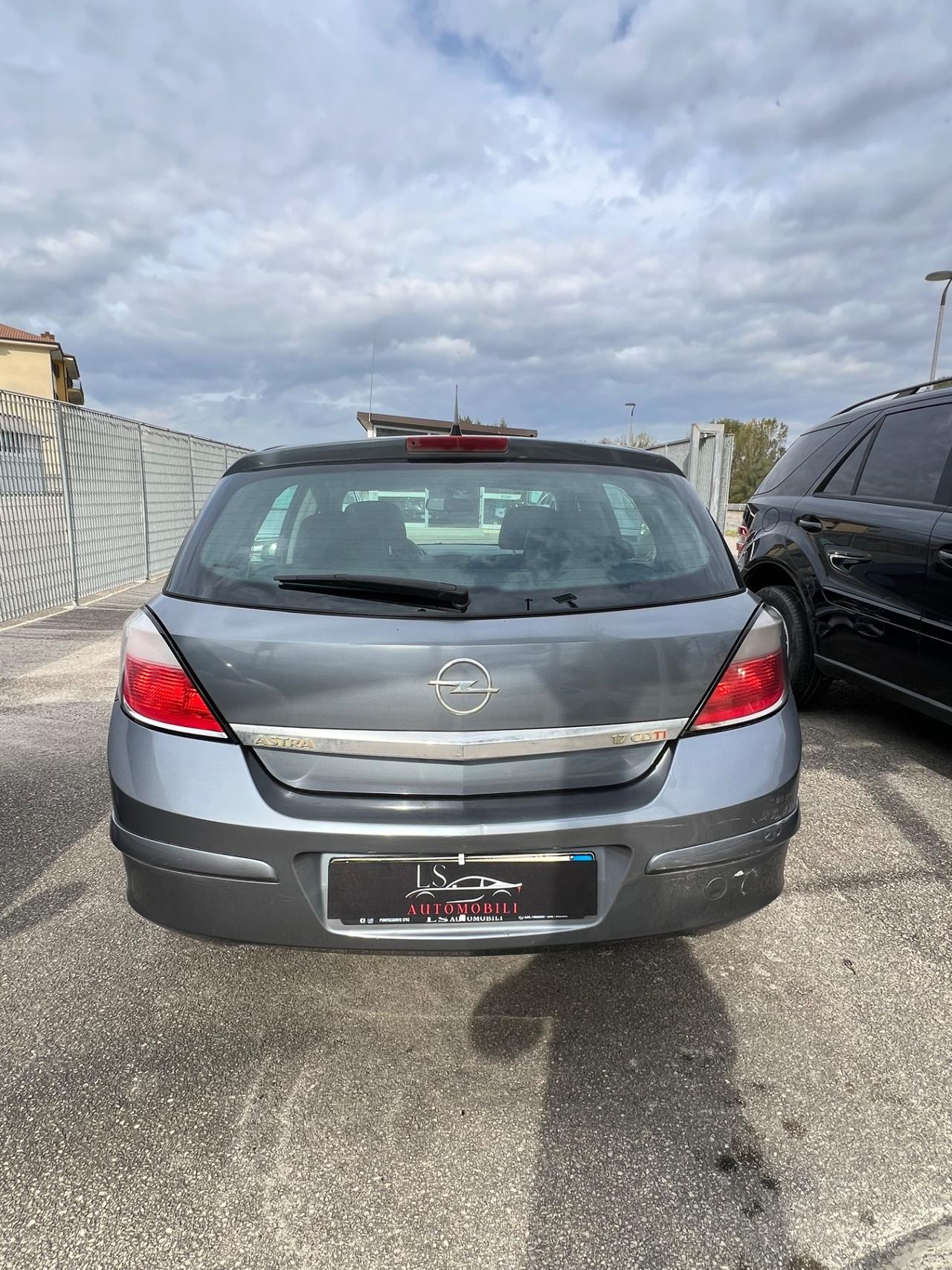 Opel Astra 1.7 CDTI 101CV 5 porte Cosmo