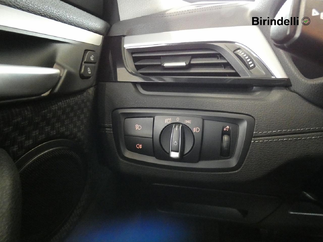 BMW X2 (F39) - X2 sDrive18d Business-X
