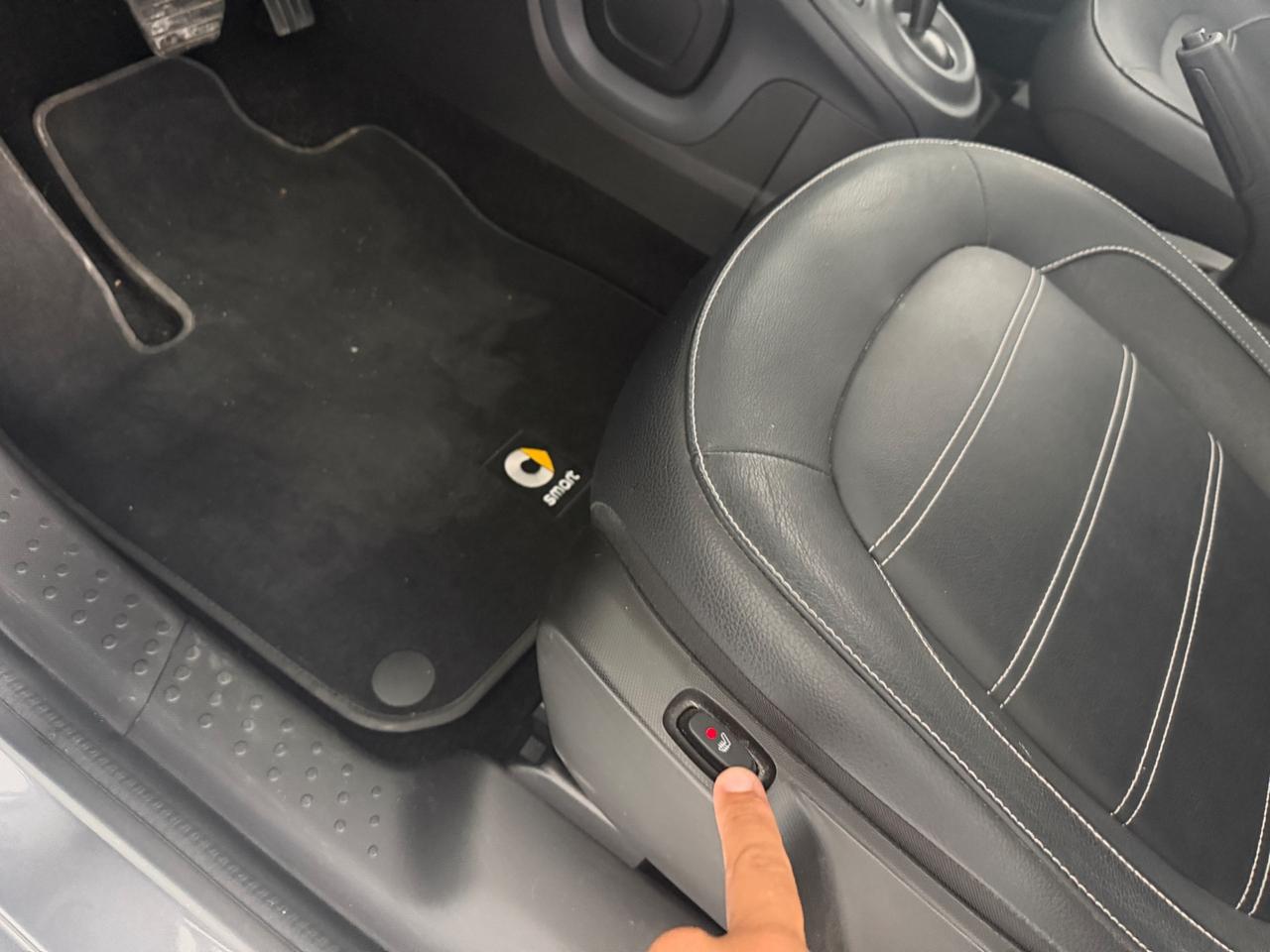 SMART FORFOUR AUTOMATICA PRIME/TETTO/PELLE 39.000 KM