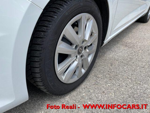 RENAULT Megane Sporter Blue dCi 115 CV Business AUTOCARRO N1