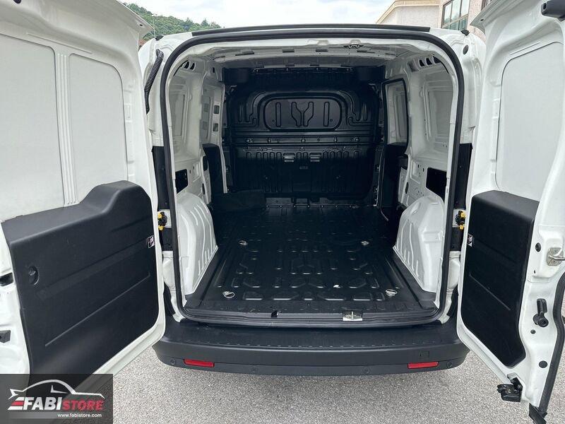FIAT Doblò Cargo 1.6 Mjet 105 Cv PL Maxi 3 POSTI - CarPlay, Bluetooth, Sensori ecc