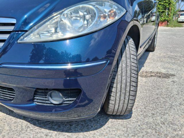 MERCEDES-BENZ A 150 Elegance