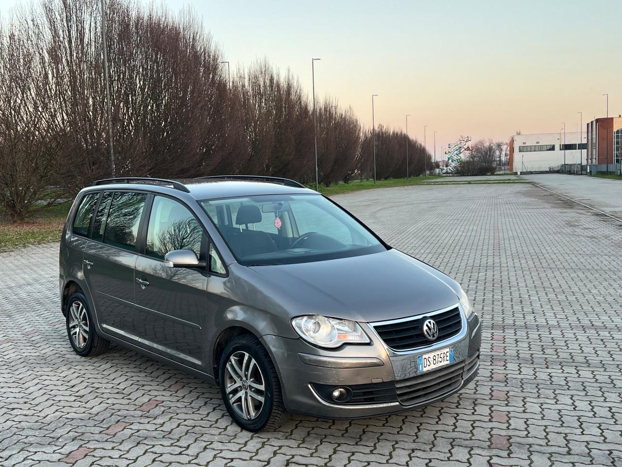 Volkswagen Touran 1.9 TDI 105CV DPF DSG Trendline