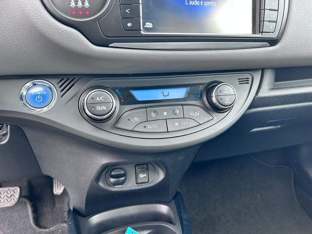 TOYOTA Yaris III 2015 - Yaris 5p 1.5h Style my16