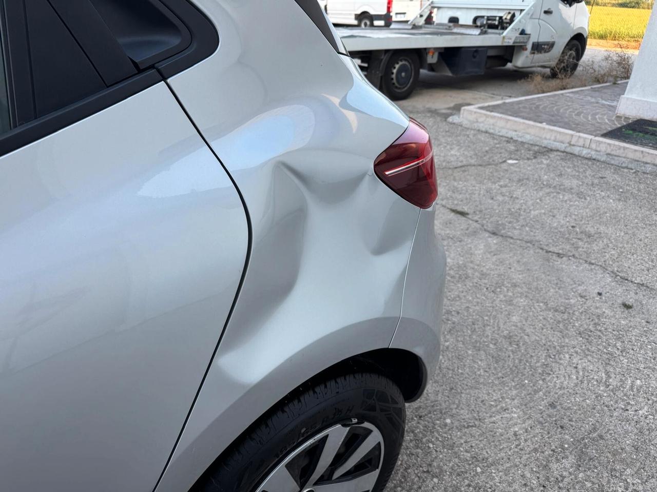 Renault Clio 1.0 sce Intens 65cv INCIDENTATA