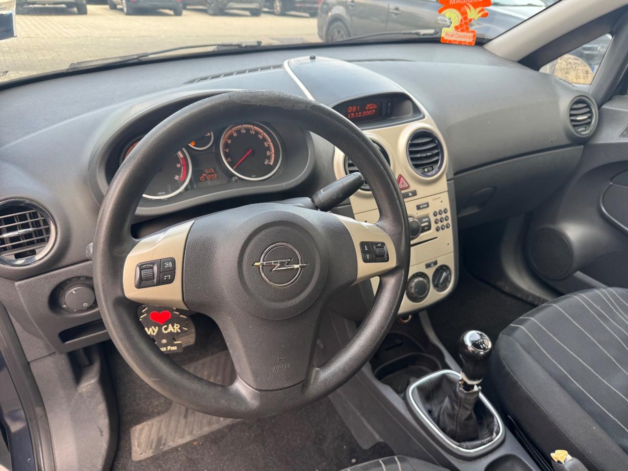 Opel Corsa 1.2 3 porte Club