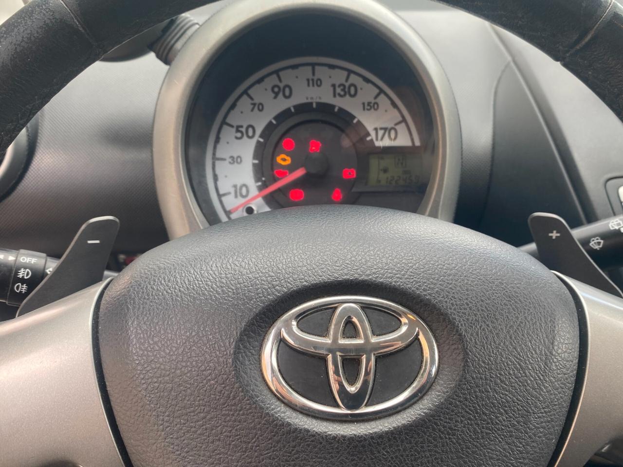 Toyota Aygo 1.0 12V 5 porte automatica/solo 120.000 km