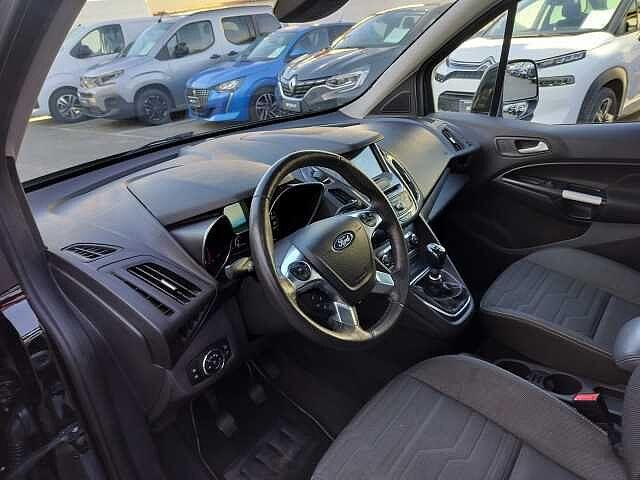 Ford Tourneo Connect Connect7 1.5 TDCi 120 CV Titanium