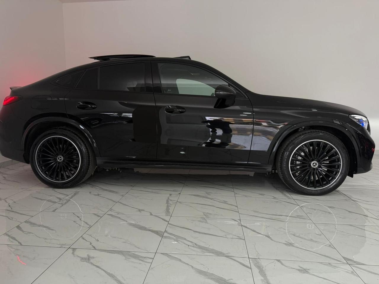 MERCEDES GLC 220 COUPE 4 MATIC PREMIUM TETTO/MULTIBEAM/BURMESTER