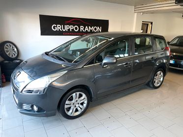 Peugeot 5008 2.0 HDi Féline 7 posti