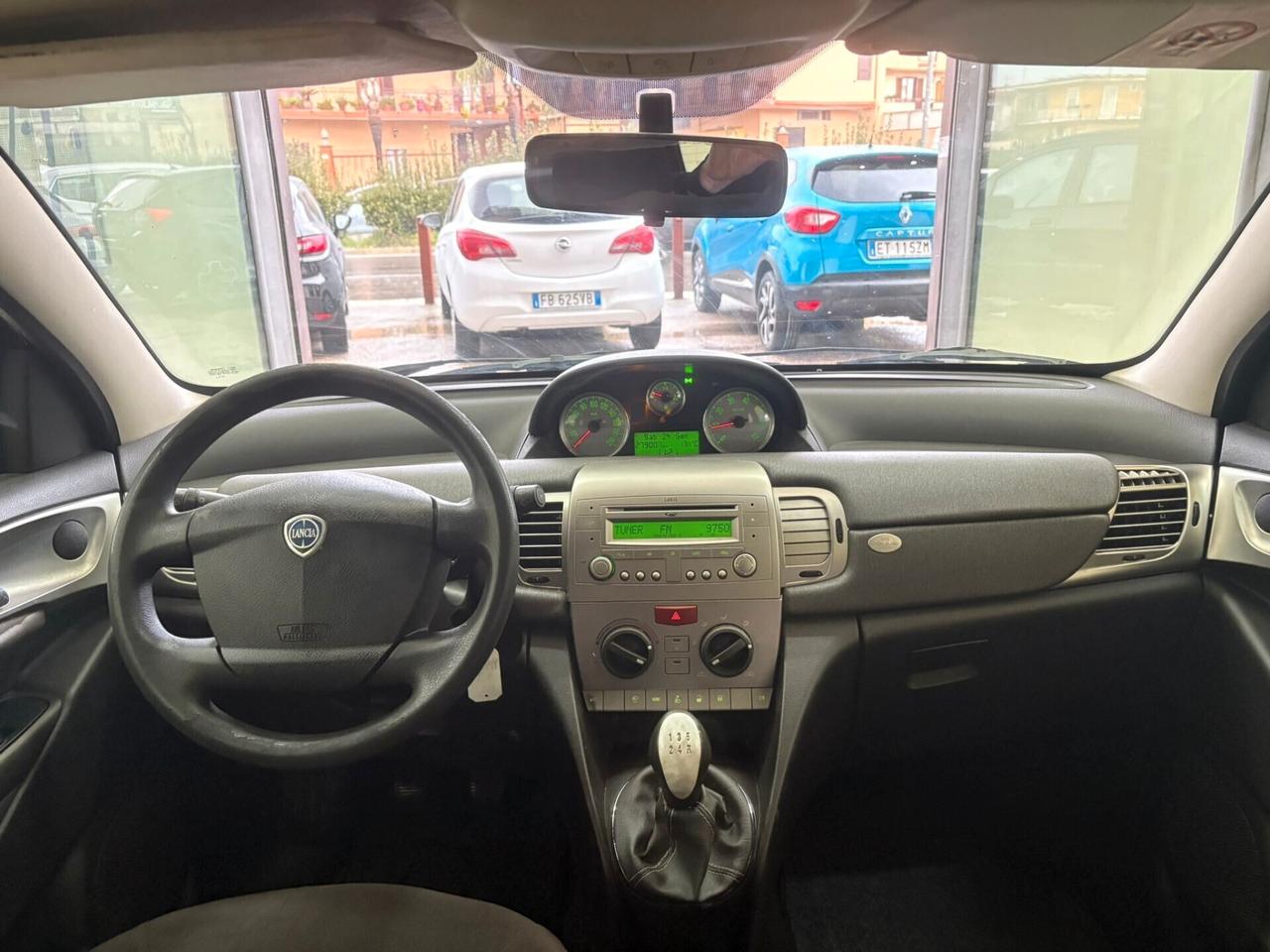 Lancia Ypsilon 1.3 Multijet 75 cavalli