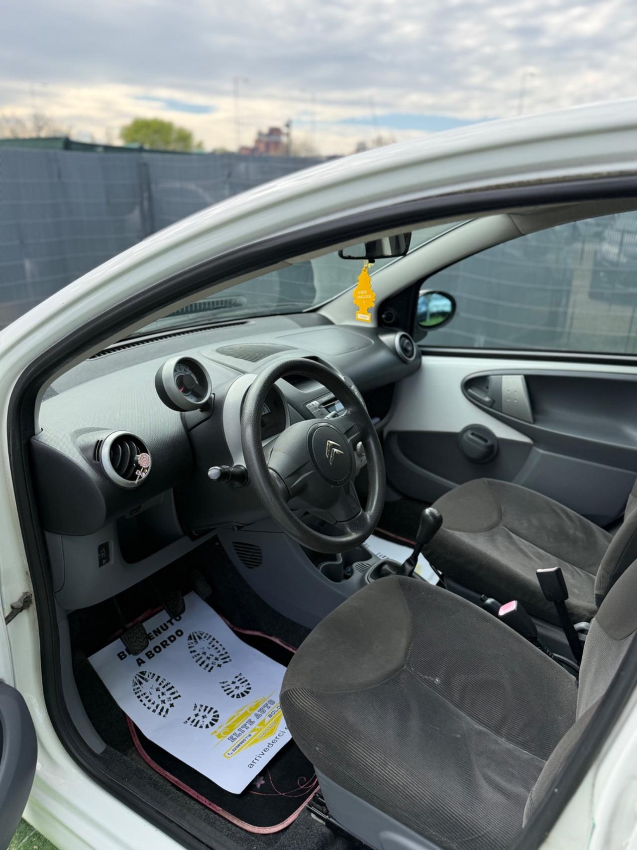 Citroen C1 1.0 BENZINA 5 PORTE NEOPATENTATI