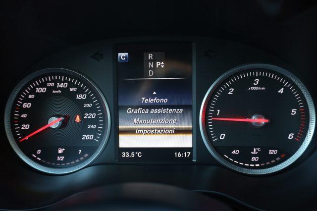 MERCEDES-BENZ C 220 d S.W. Automatica Full LED Navigatore TEL 17"