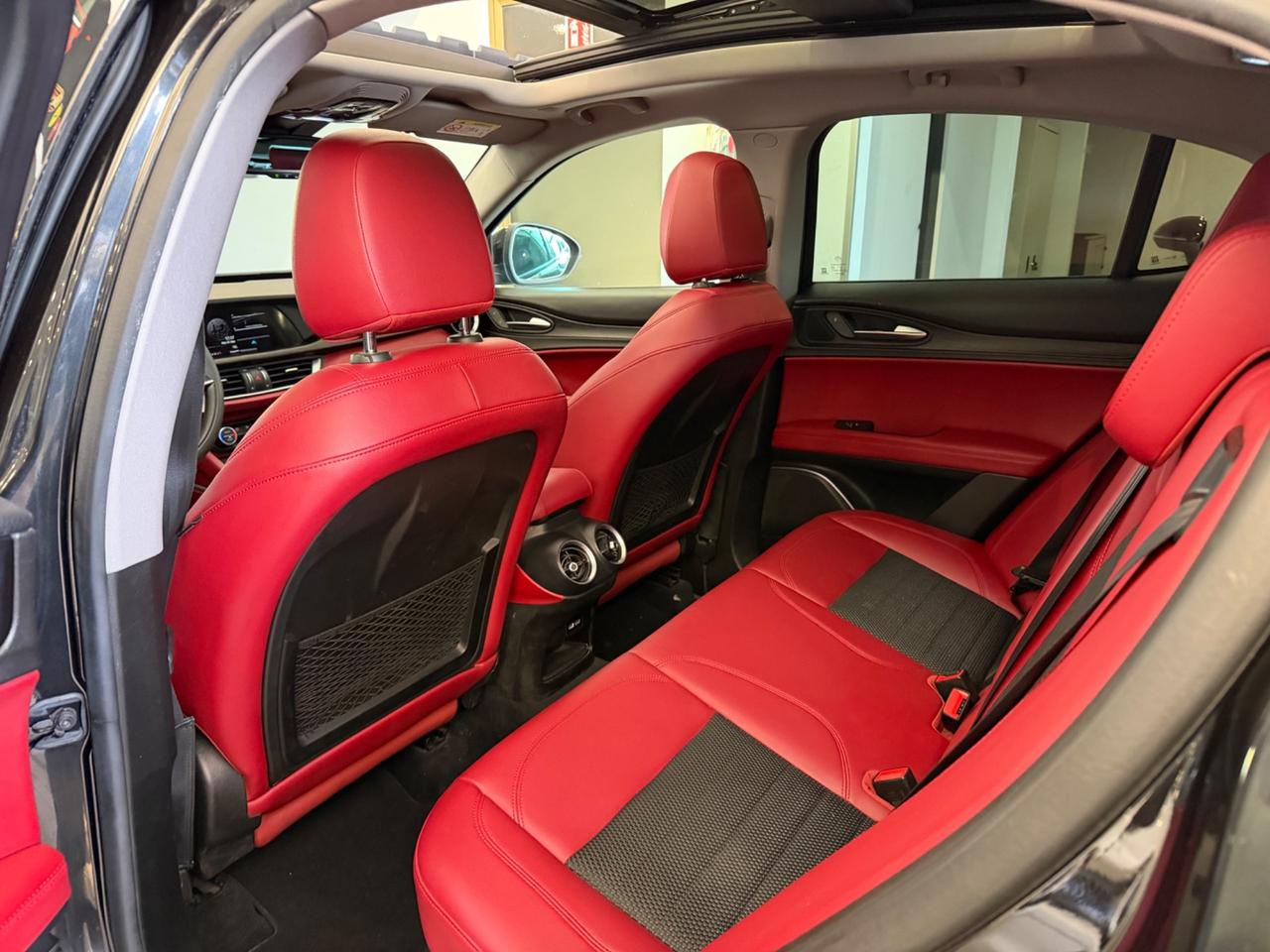 Alfa Romeo Stelvio 2.2 Turbodiesel 150 CV AT8 RWD Super