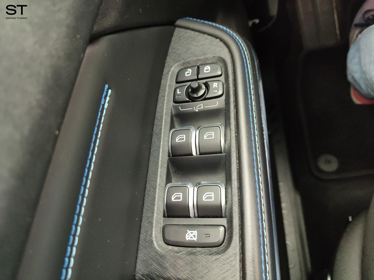 LYNK&CO 01 - 01 PHEV