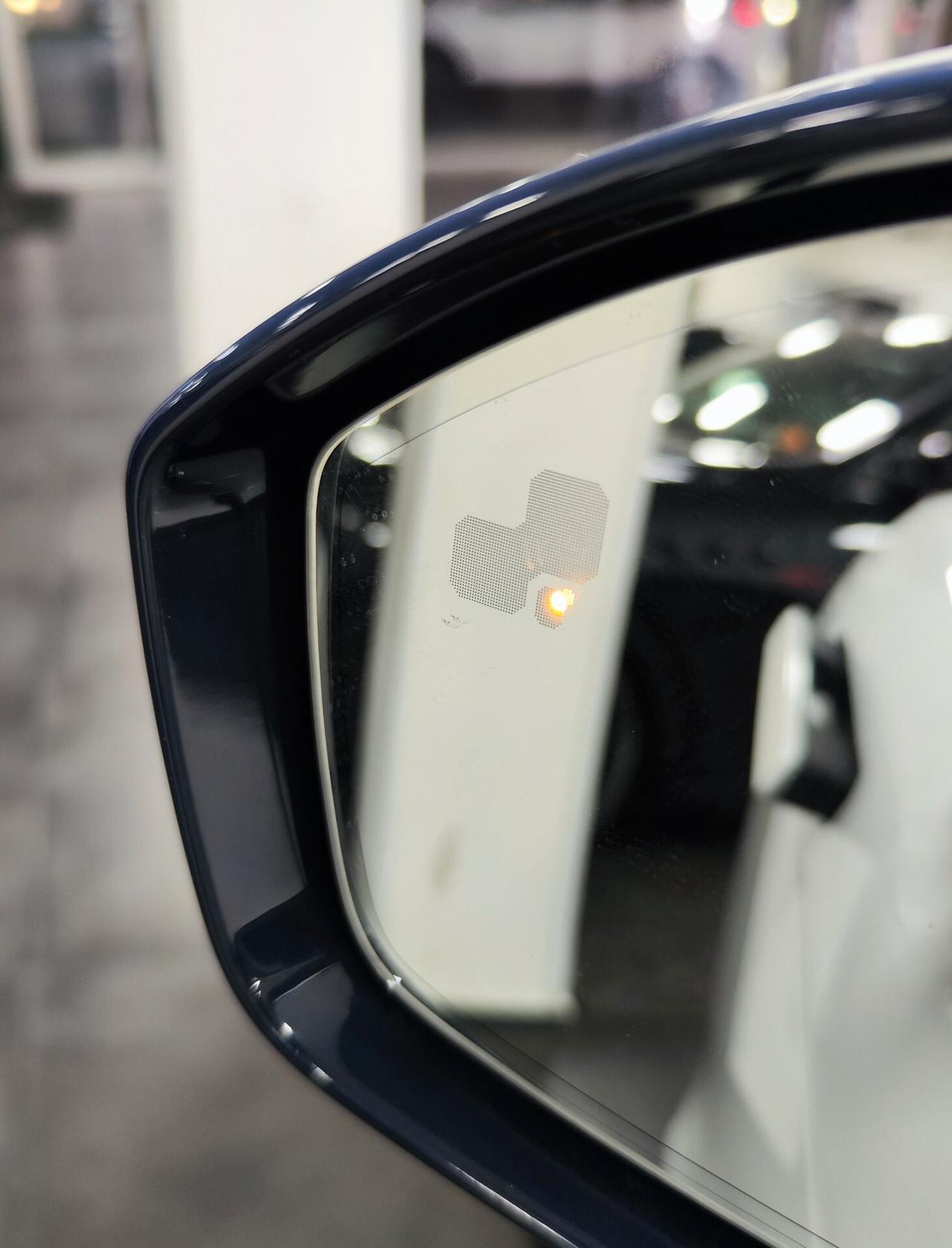 Land Rover Range Rover Evoque 2.0D I4 180 CV AWD R-Dynamic SE