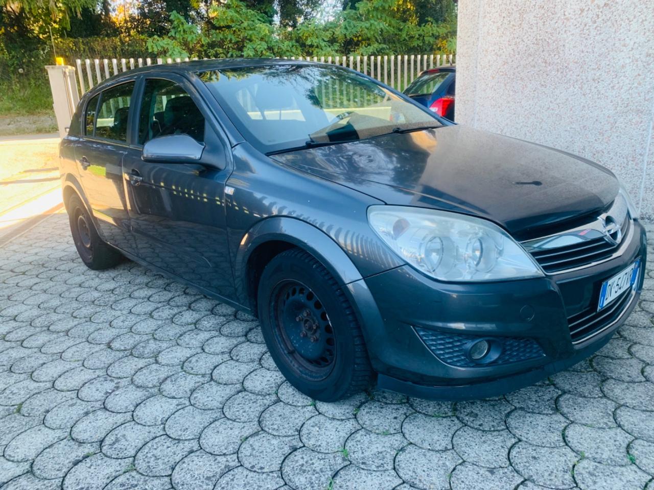 Opel Astra 1.7 CDTI 110CV 5 porte Cosmo