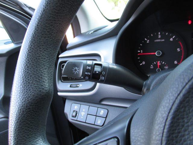 KIA Stonic 1.6 CRDi 110cv Urban -BiColor-Ok NEOPAT.- EURO 6/B