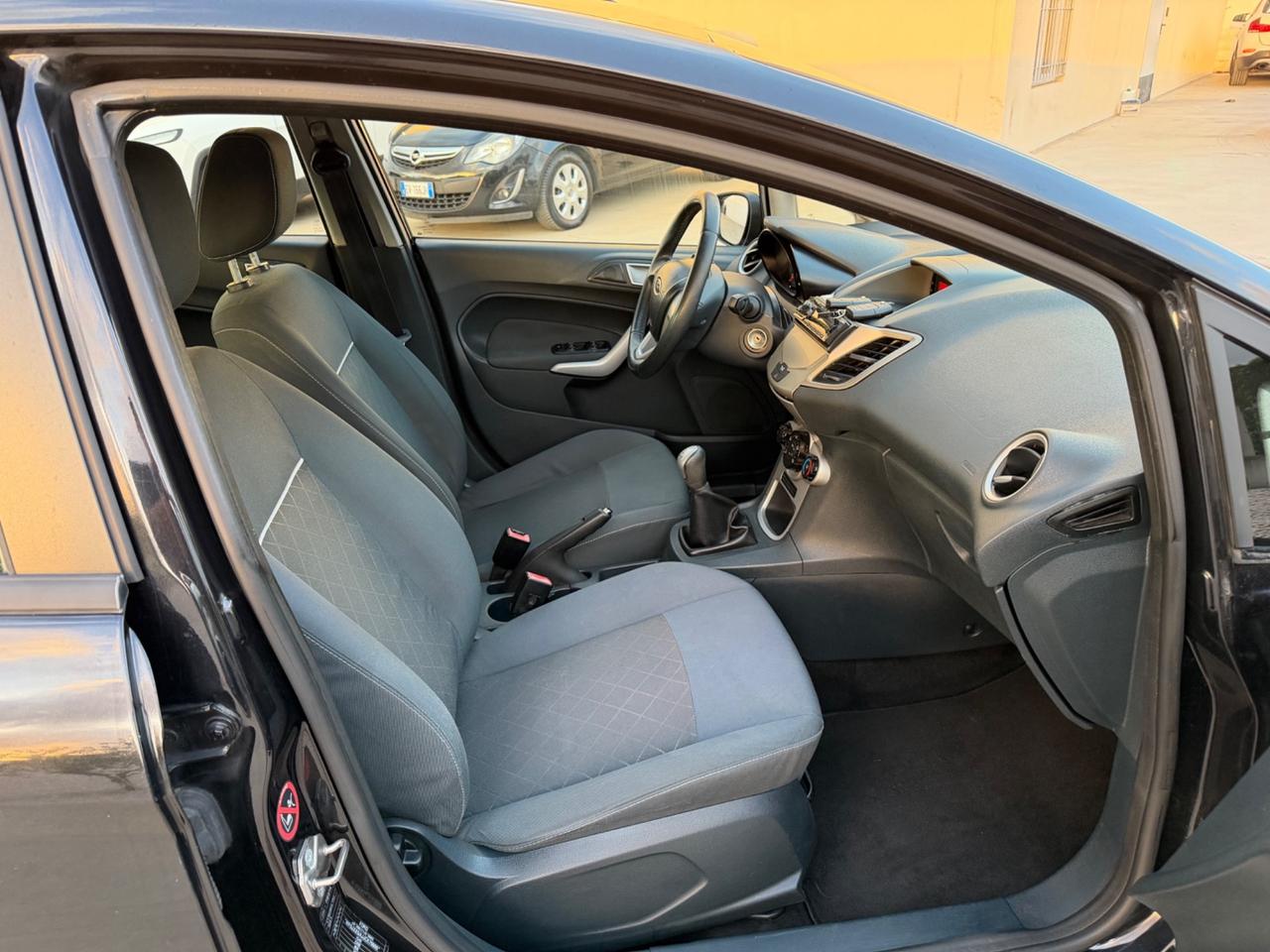 Ford Fiesta Ikon 1.4 TDCi 70CV “76 MILA KM” 2012