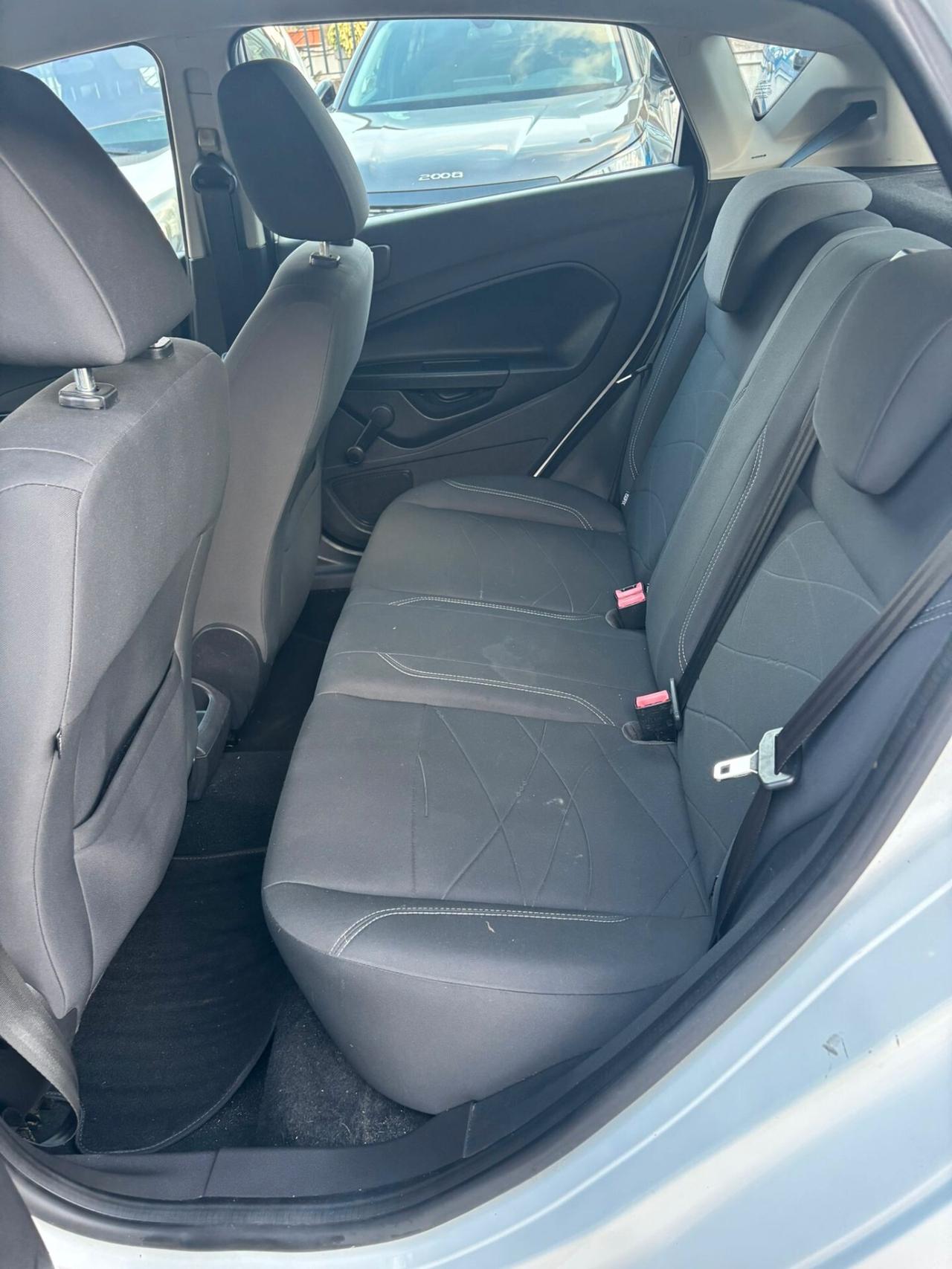 Ford Fiesta 1.5 TDCi 75CV 5 porte Black & White Edition