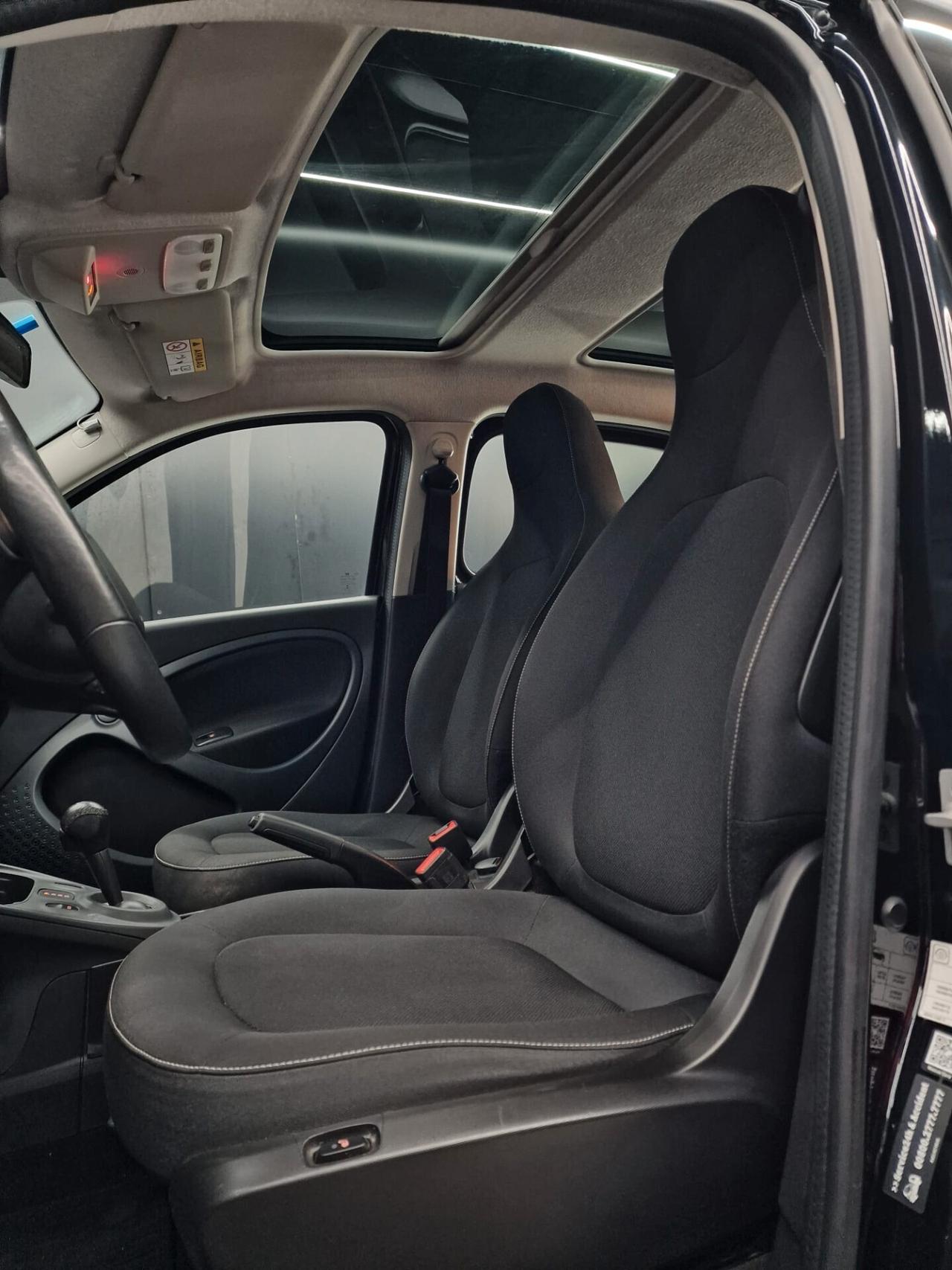Smart ForFour EQ Passion Tetto Panoramico