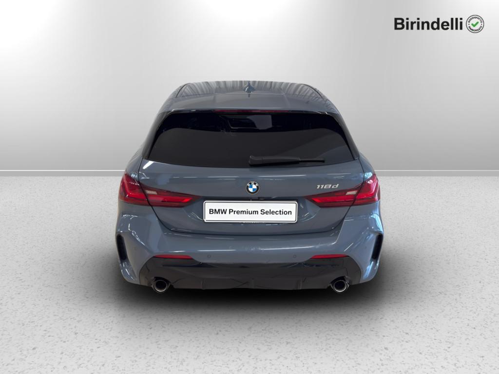 BMW Serie 1 (F40) - 118d 5p. Msport