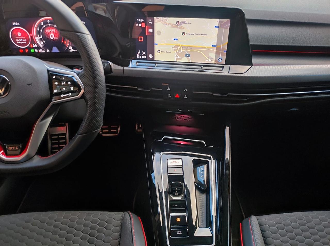 Volkswagen Golf GTI 2.0 TSI